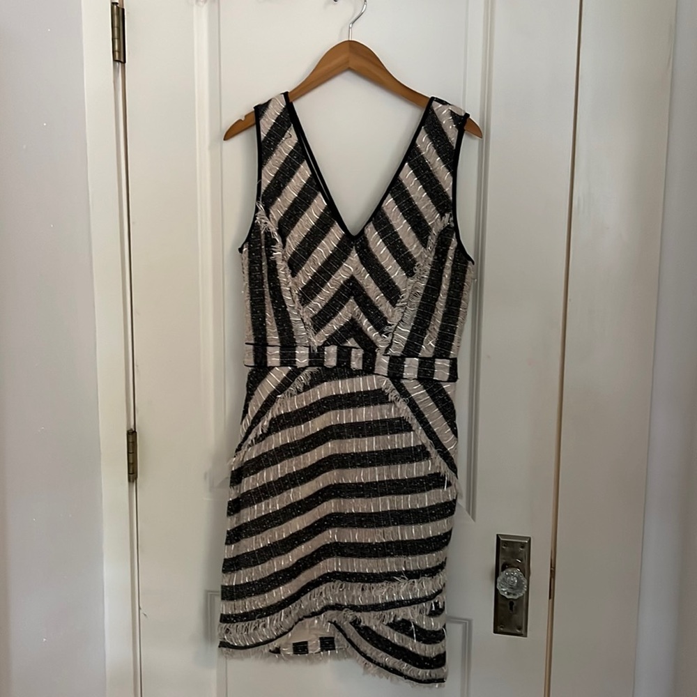Black and cream Gianni Bini fitted dress NWT
